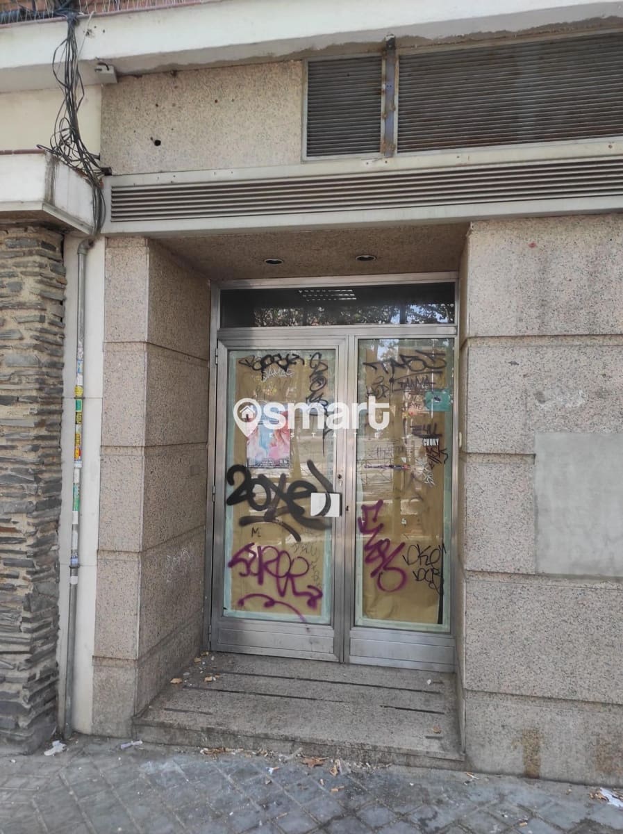 Erhverv til salg i Madrid by - € 1.108.000 (Ref: 9001971)