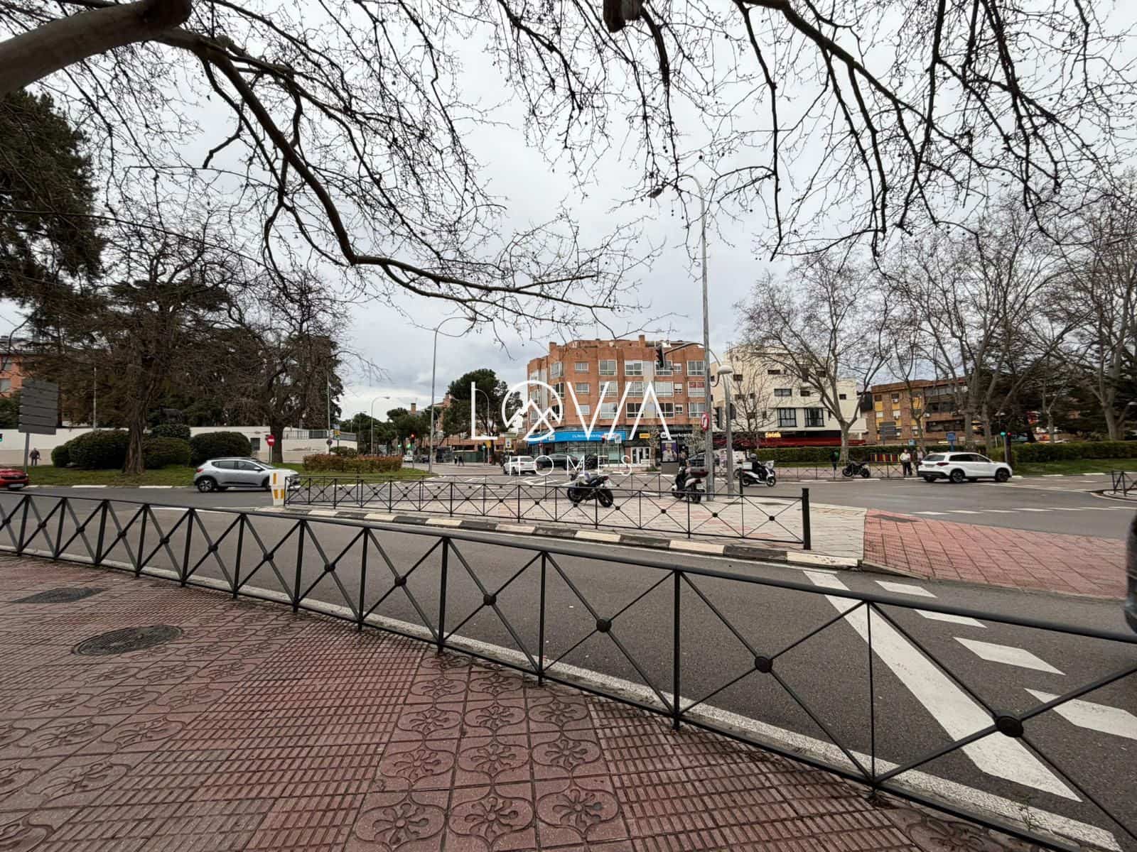 Comercial para venda em Madrid cidade - 1 108 000 € (Ref: 9001971)