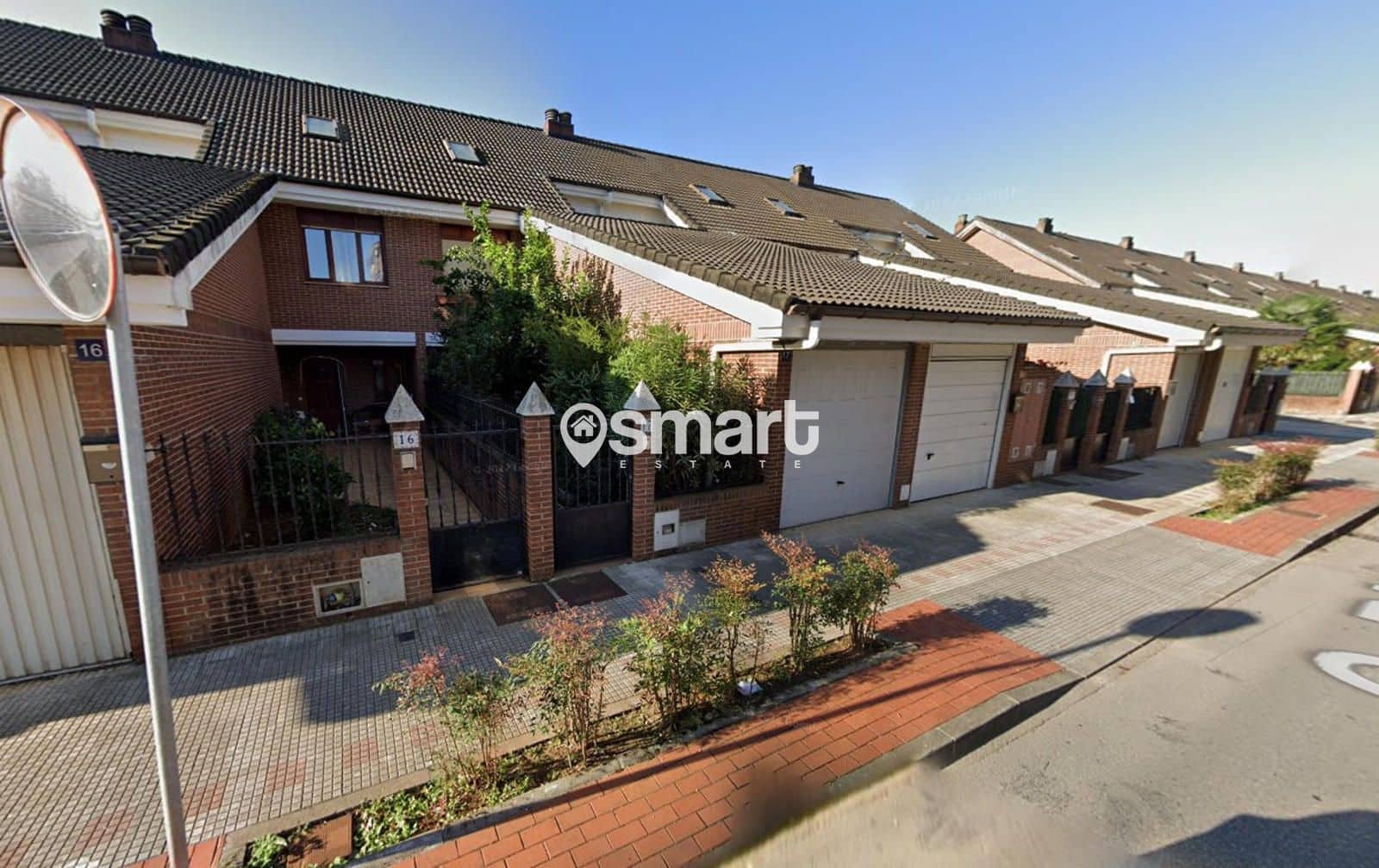 Byhus til salg i El Astillero - € 389.000 (Ref: 9066902)