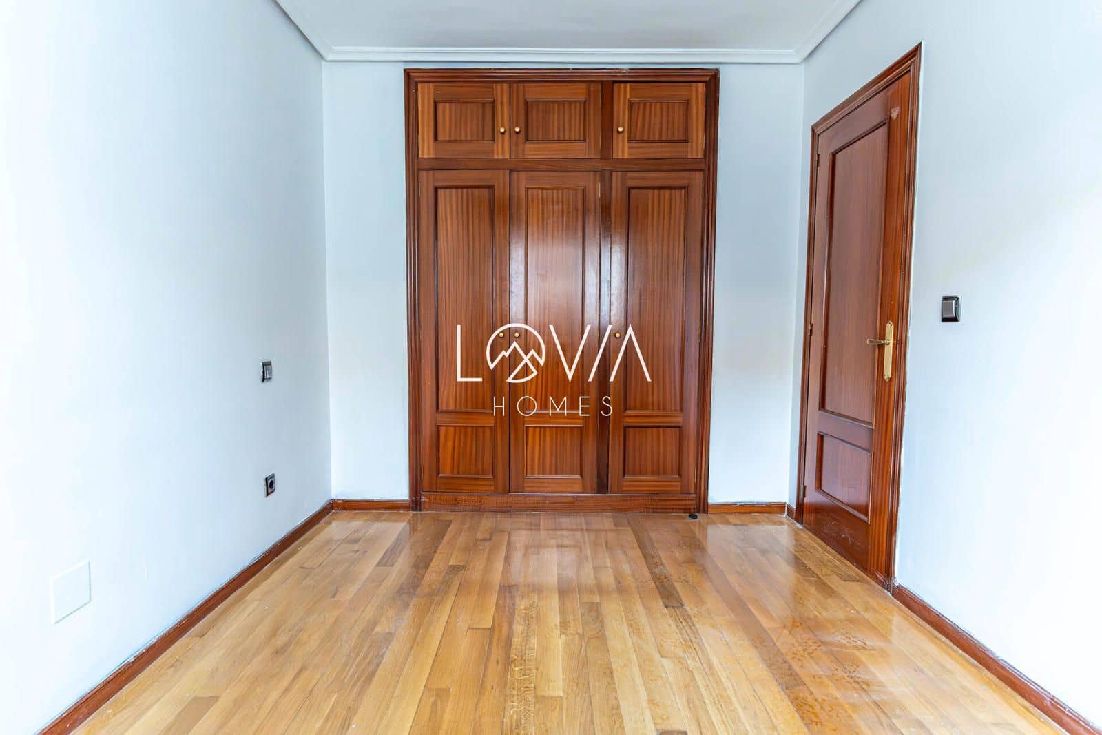 Casa em Banda para venda em El Astillero - 376 000 € (Ref: 9066902)