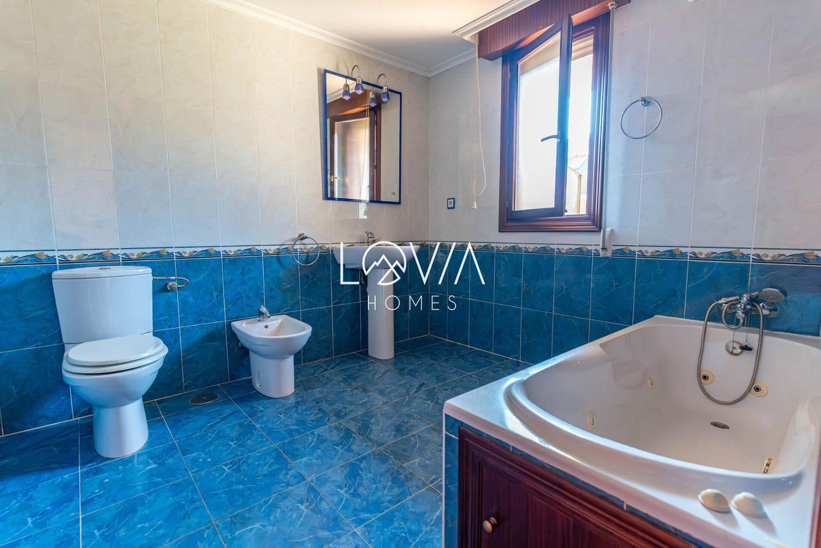 Casa em Banda para venda em El Astillero - 376 000 € (Ref: 9066902)