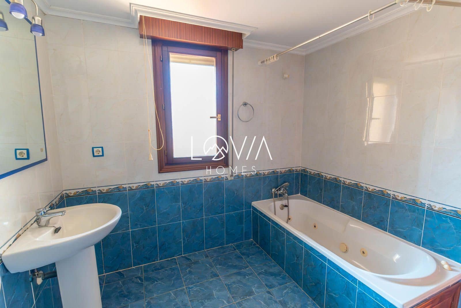 Casa em Banda para venda em El Astillero - 376 000 € (Ref: 9066902)