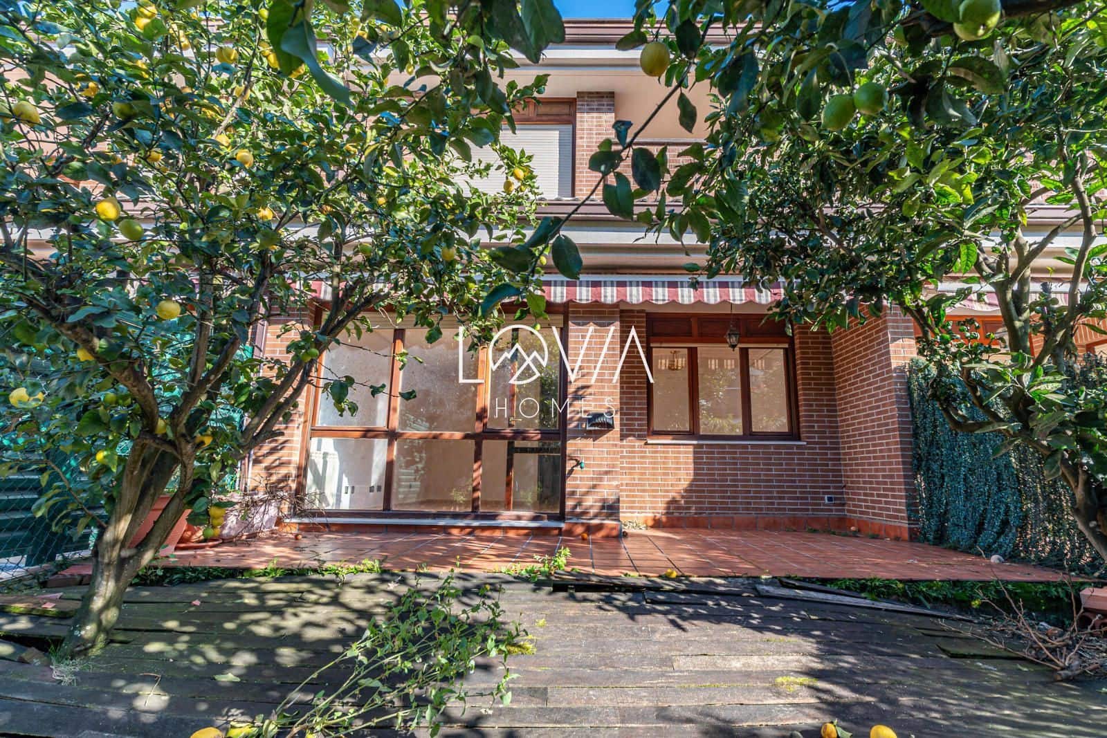 Casa em Banda para venda em El Astillero - 376 000 € (Ref: 9066902)