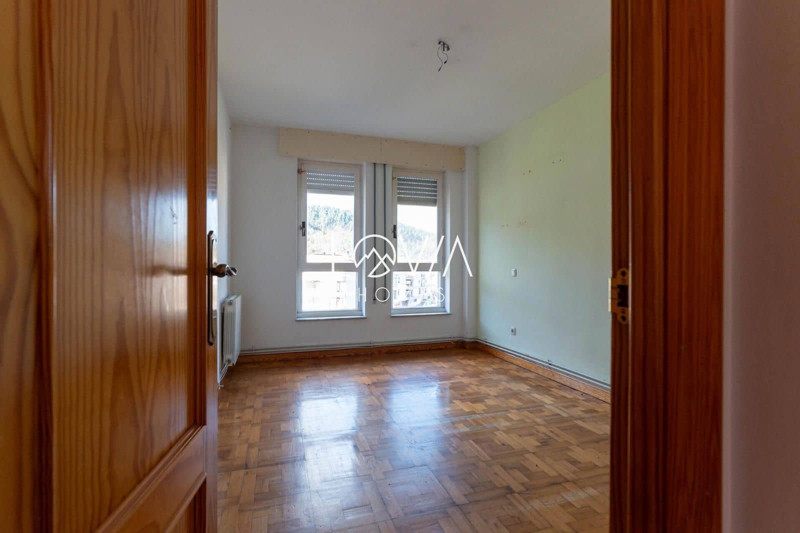3 bedroom Flat for sale in Cartes - € 138,000 (Ref: 9118413)