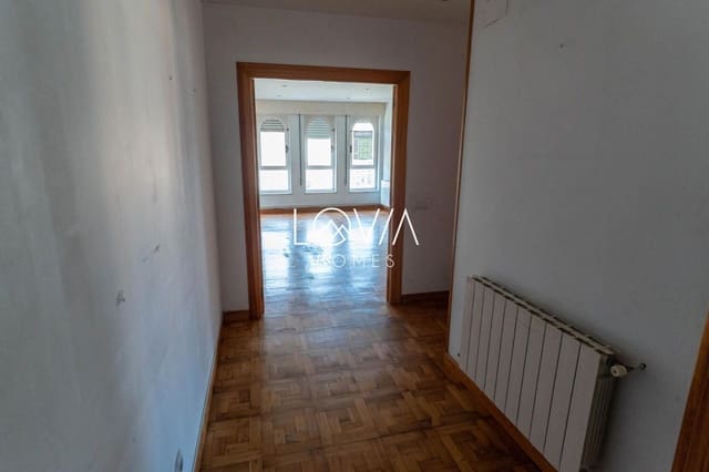 Piso de 3 habitaciones en Cartes en venta - 138.000 € (Ref: 9118413)