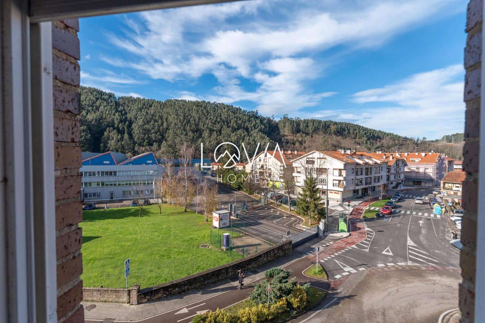 3 bedroom Flat for sale in Cartes - € 138,000 (Ref: 9118413)