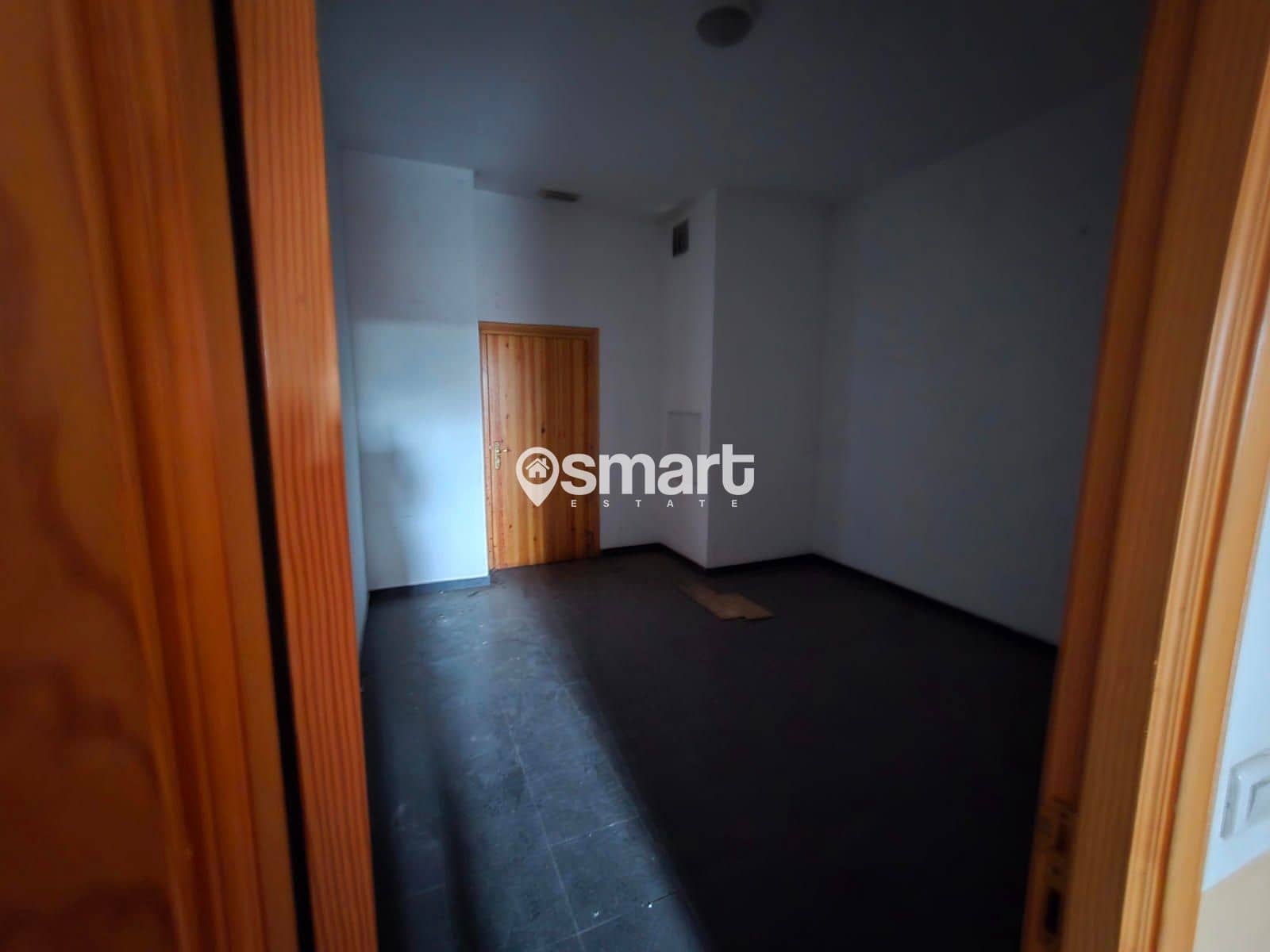 Comercial para venda em Santander - 175 200 € (Ref: 9151131)