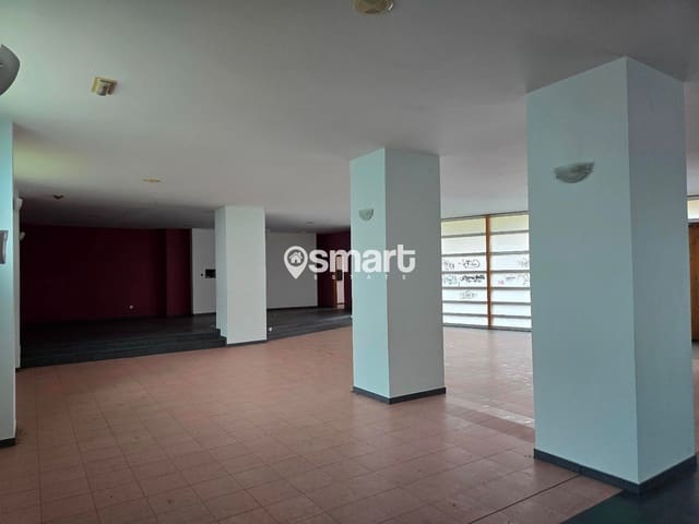 Commercial for sale in Santander - € 175,200 (Ref: 9151131)