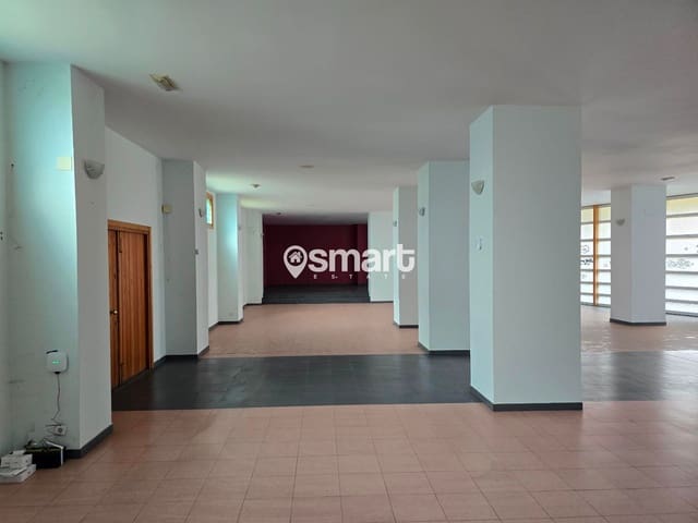Commercial for sale in Santander - € 175,200 (Ref: 9151131)
