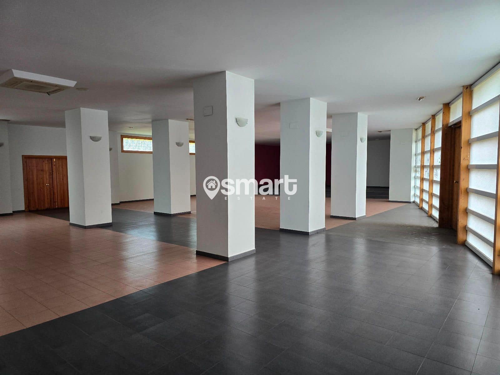 Comercial para venda em Santander - 175 200 € (Ref: 9151131)