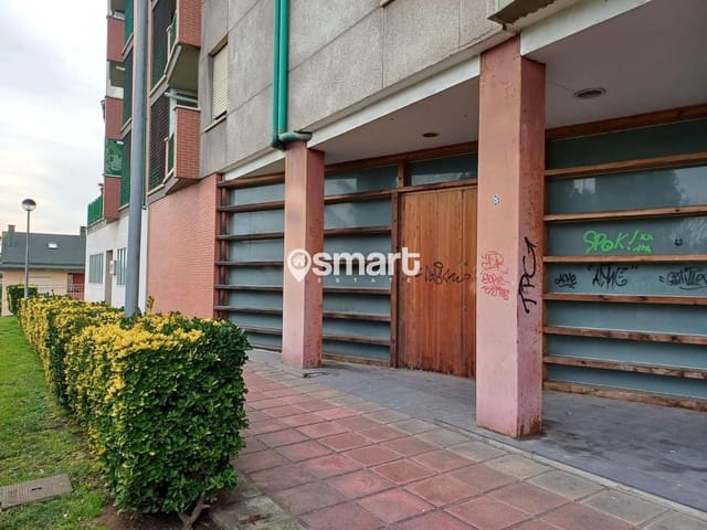 Commercial for sale in Santander - € 175,200 (Ref: 9151131)