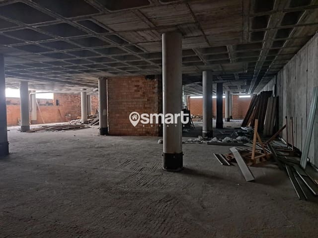 Erhverv til salg i Centro Urbano, Oviedo - € 196.900 (Ref: 9160173)