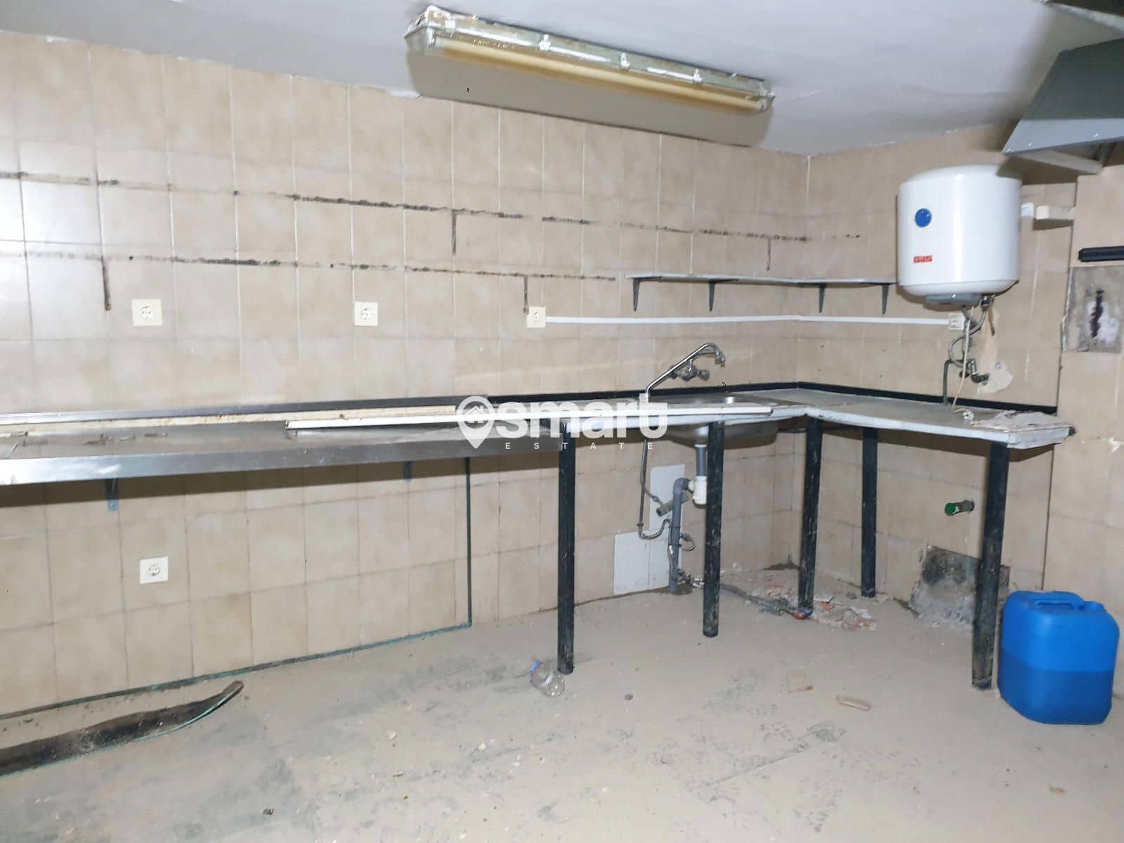 Kommersiell til salgs i Aviles - € 98 000 (Ref: 9227445)