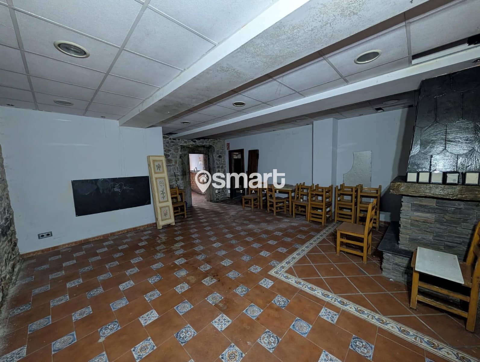 Restaurant/Bar til salg i Salas - € 149.000 (Ref: 9310853)