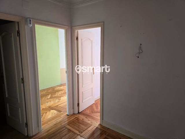 3 bedroom Flat for sale in Santander - € 329,000 (Ref: 9314477)