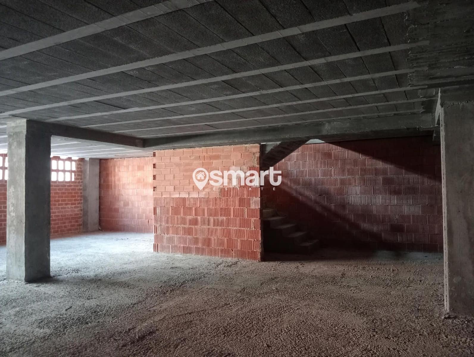 Commercial for sale in Pravia - € 35,600 (Ref: 9322389)