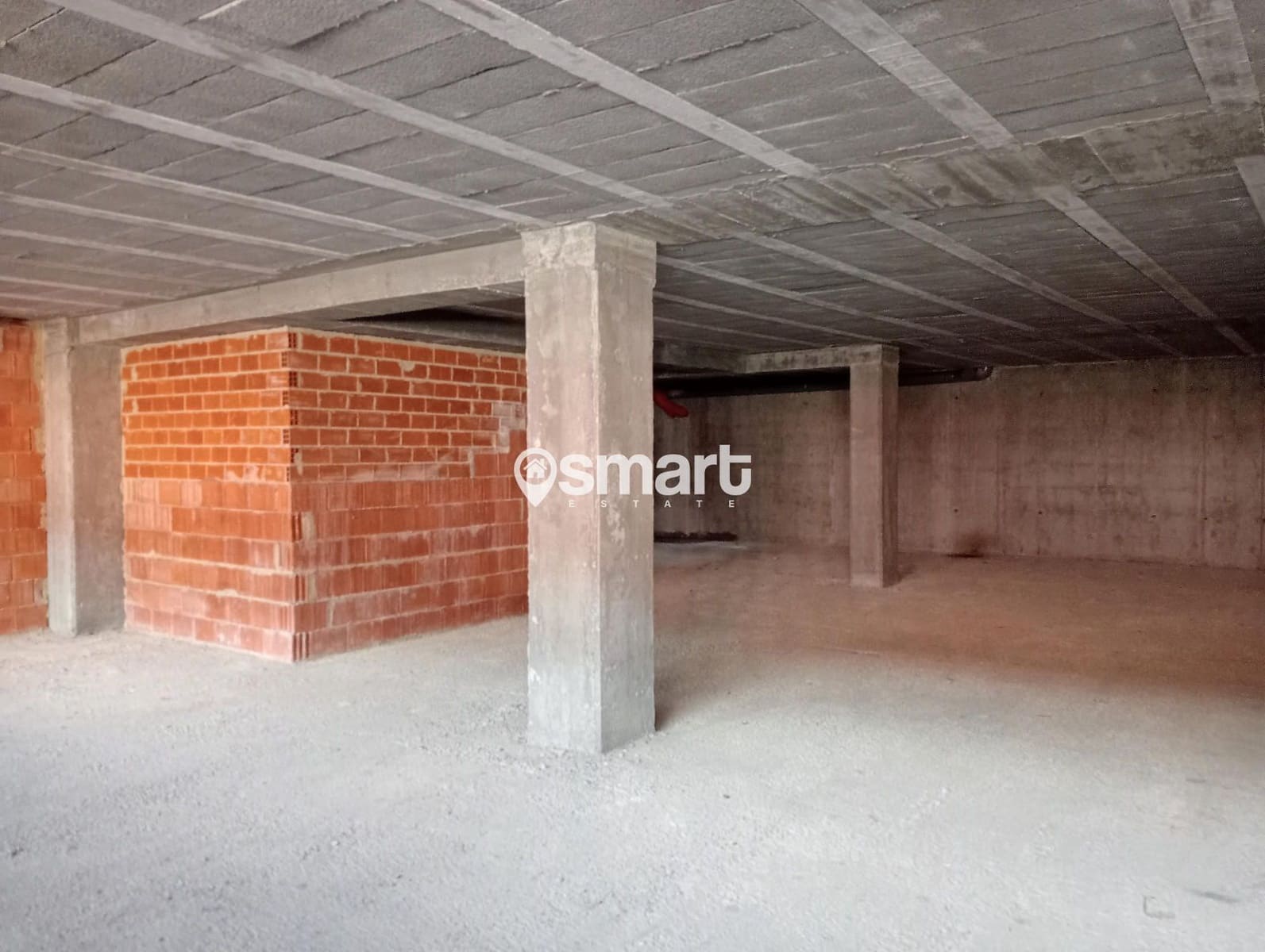 Commercial for sale in Pravia - € 35,600 (Ref: 9322389)