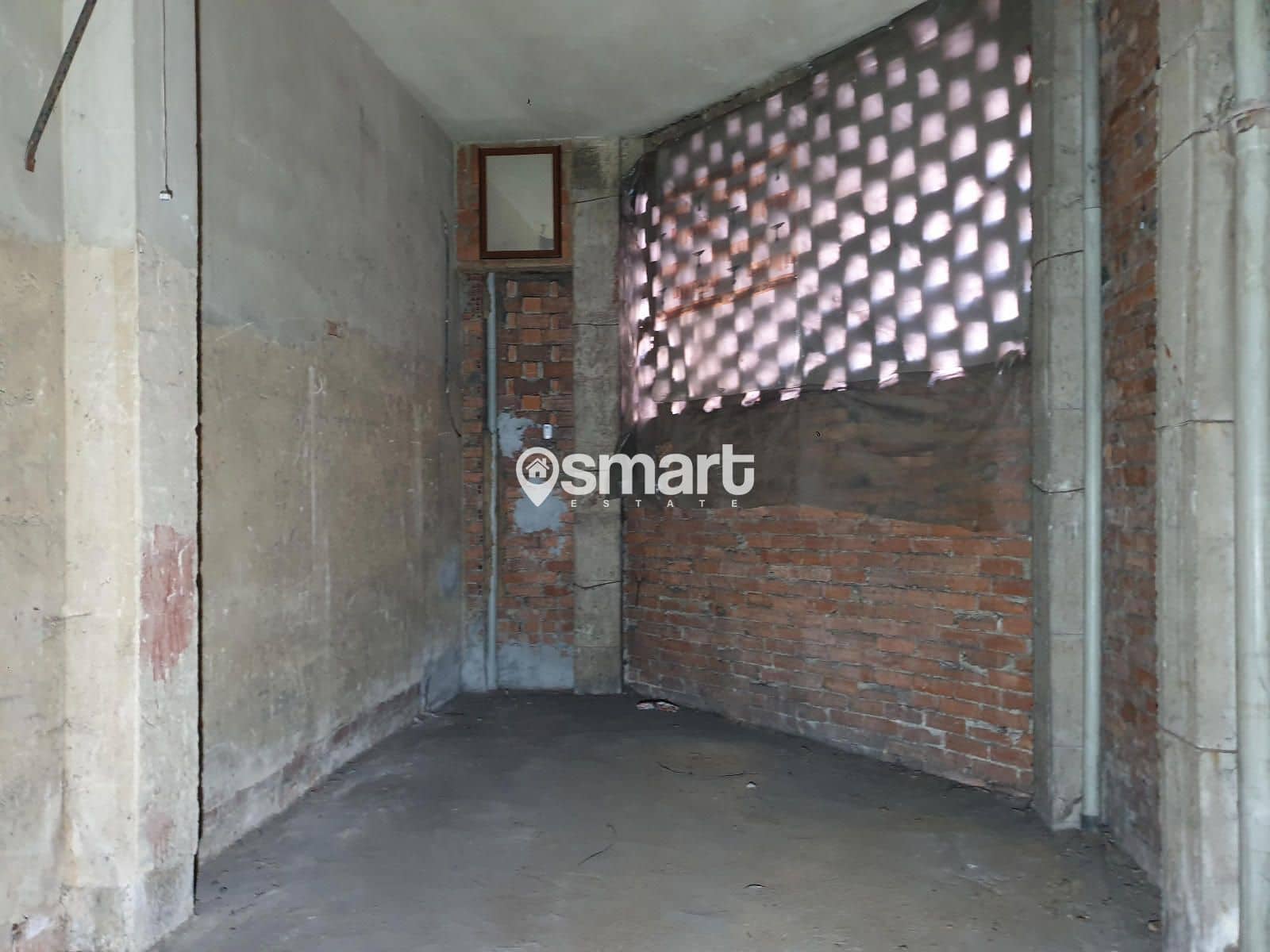 Kommersiell til salgs i Gijon - € 45 000 (Ref: 9354227)