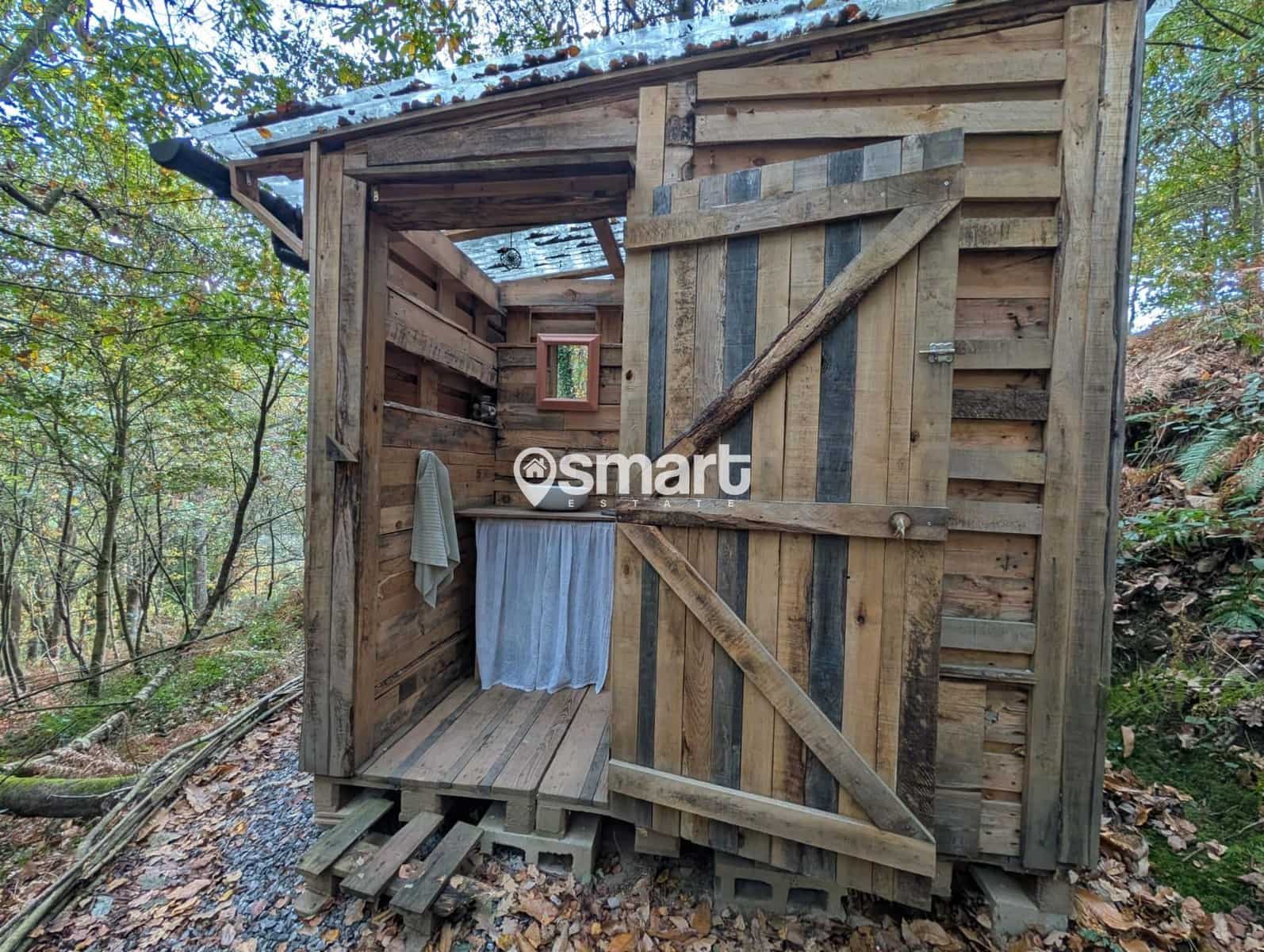 Villa for sale in Salas - € 88,000 (Ref: 9428792)