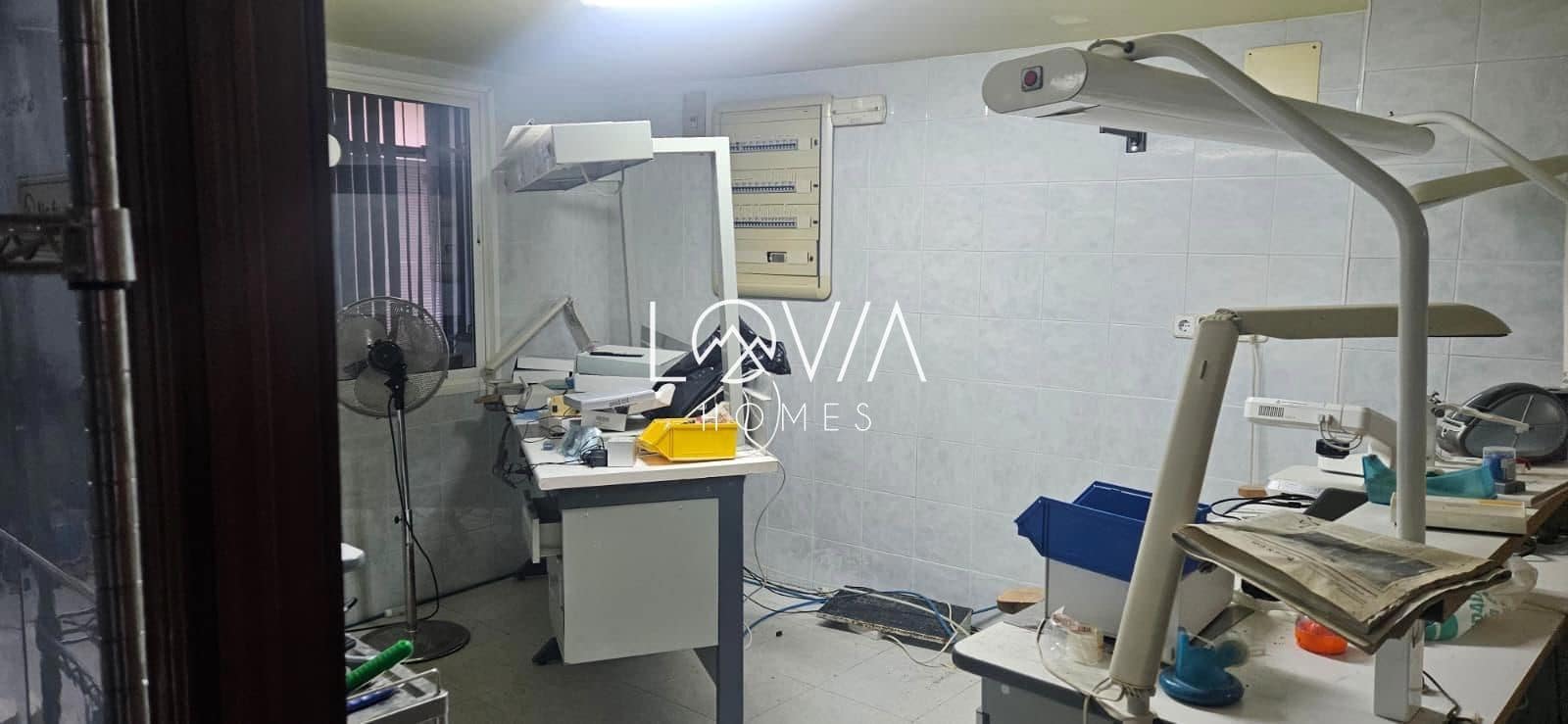 Commercieel te koop in Oviedo - € 155.000 (Ref: 9471011)