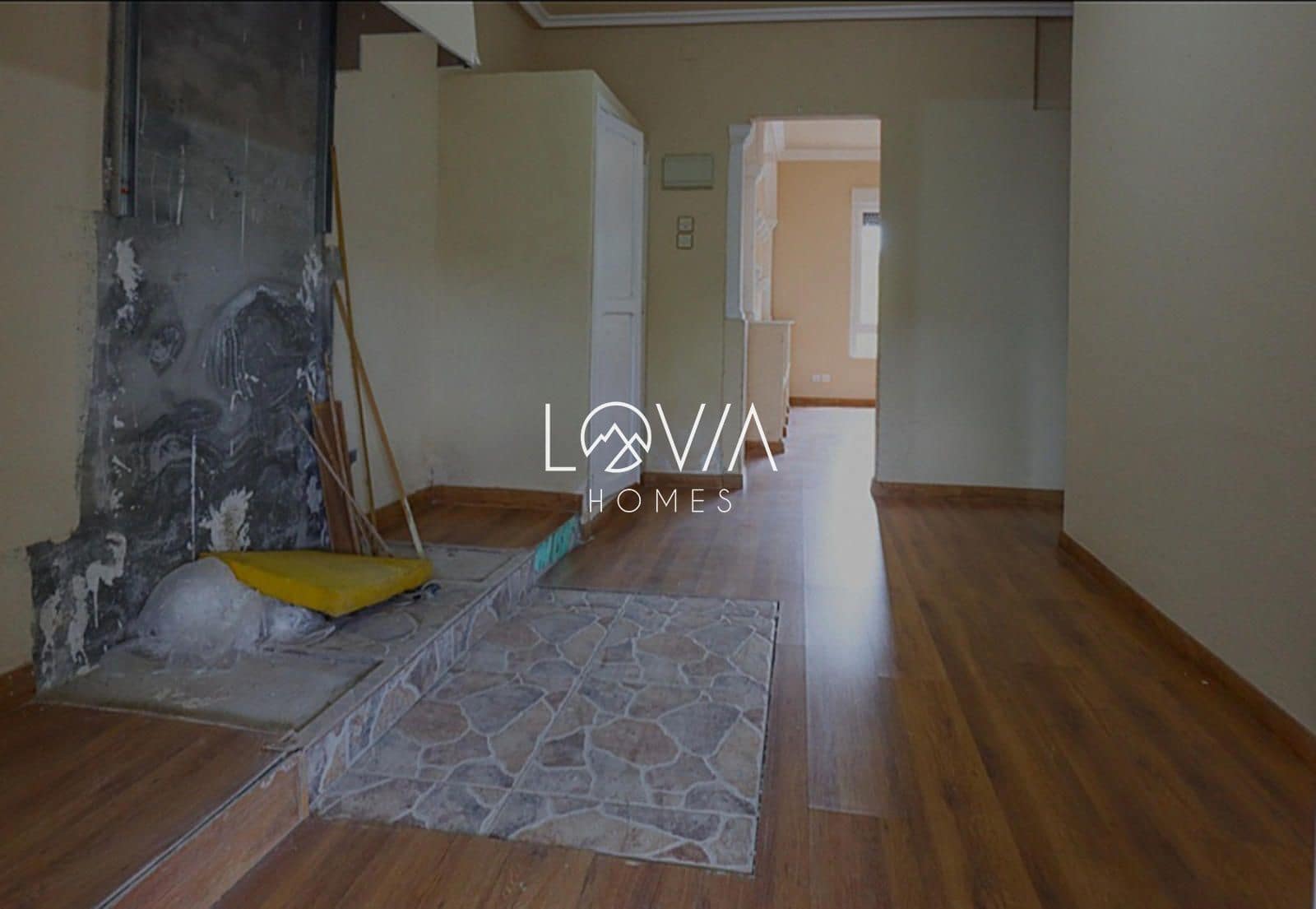 3 Zimmer Haus zu verkaufen in Oviedo mit Garage - 235.000 € (Ref: 9475017)