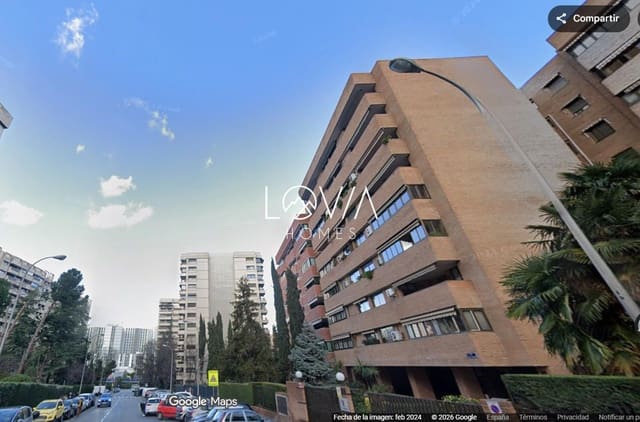 2 bedroom Flat for sale in Madrid city with pool - € 785,000 (Ref: 9541842)