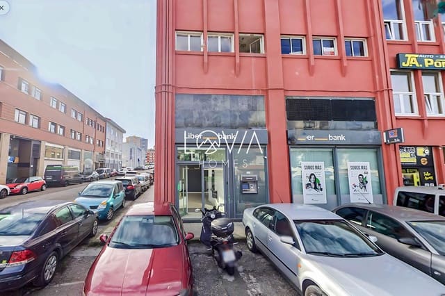 Erhverv til salg i Santander - € 437.000 (Ref: 9541844)