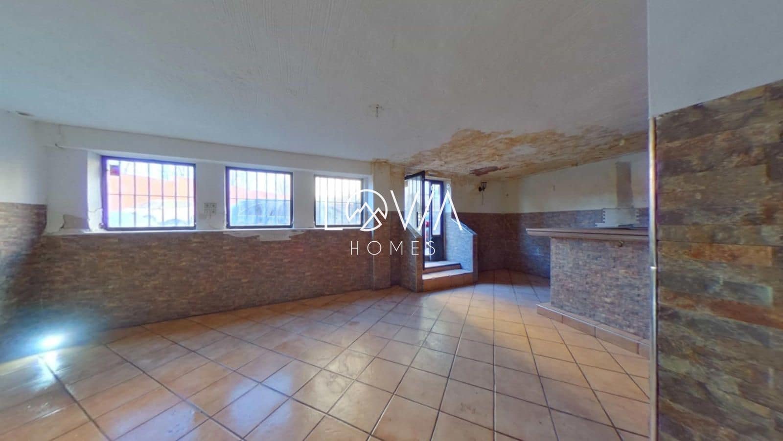 Kommersiell till salu i Madrid stad - 87 000 € (Ref: 9541847)