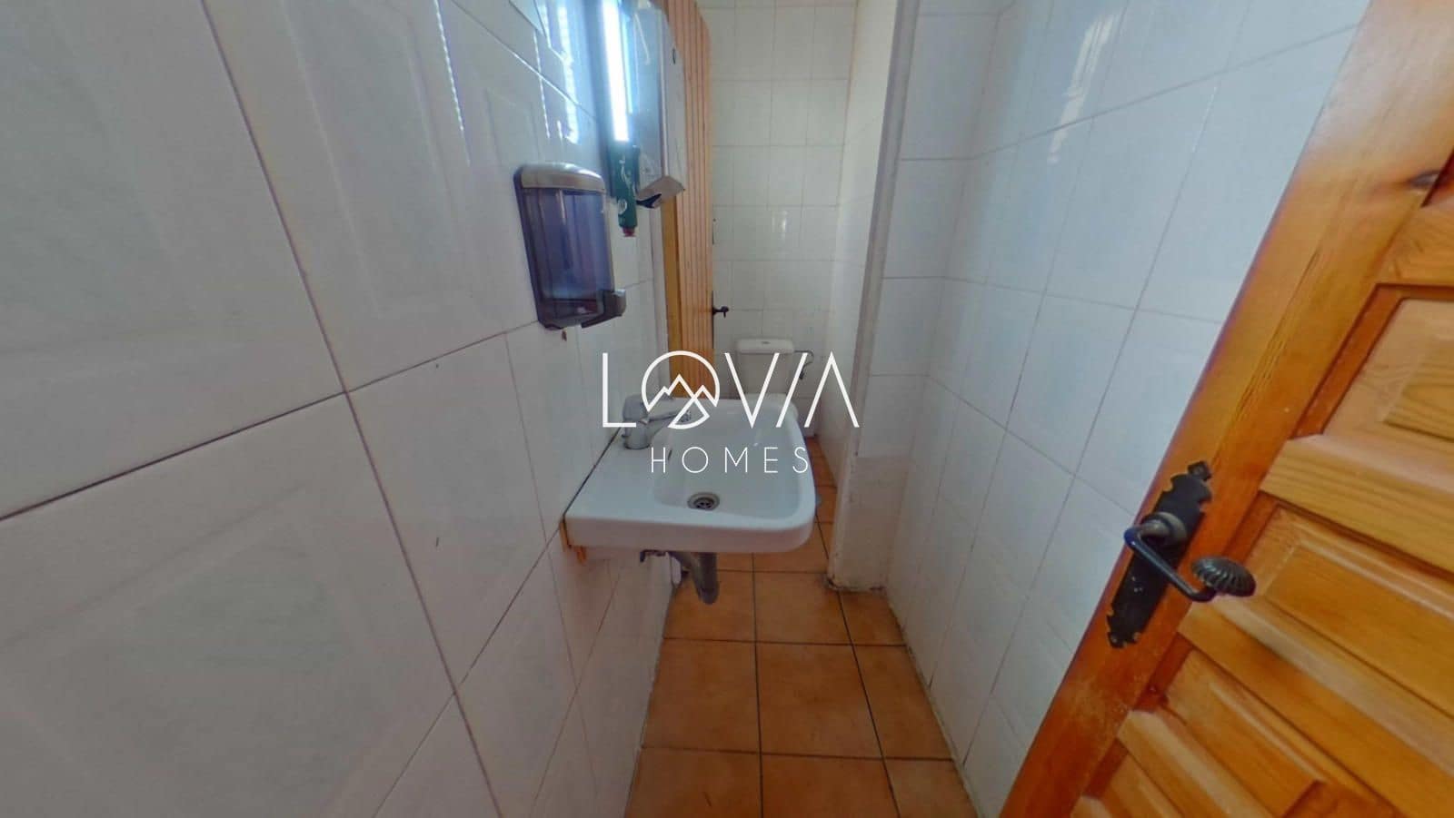 Kommersiell till salu i Madrid stad - 87 000 € (Ref: 9541847)