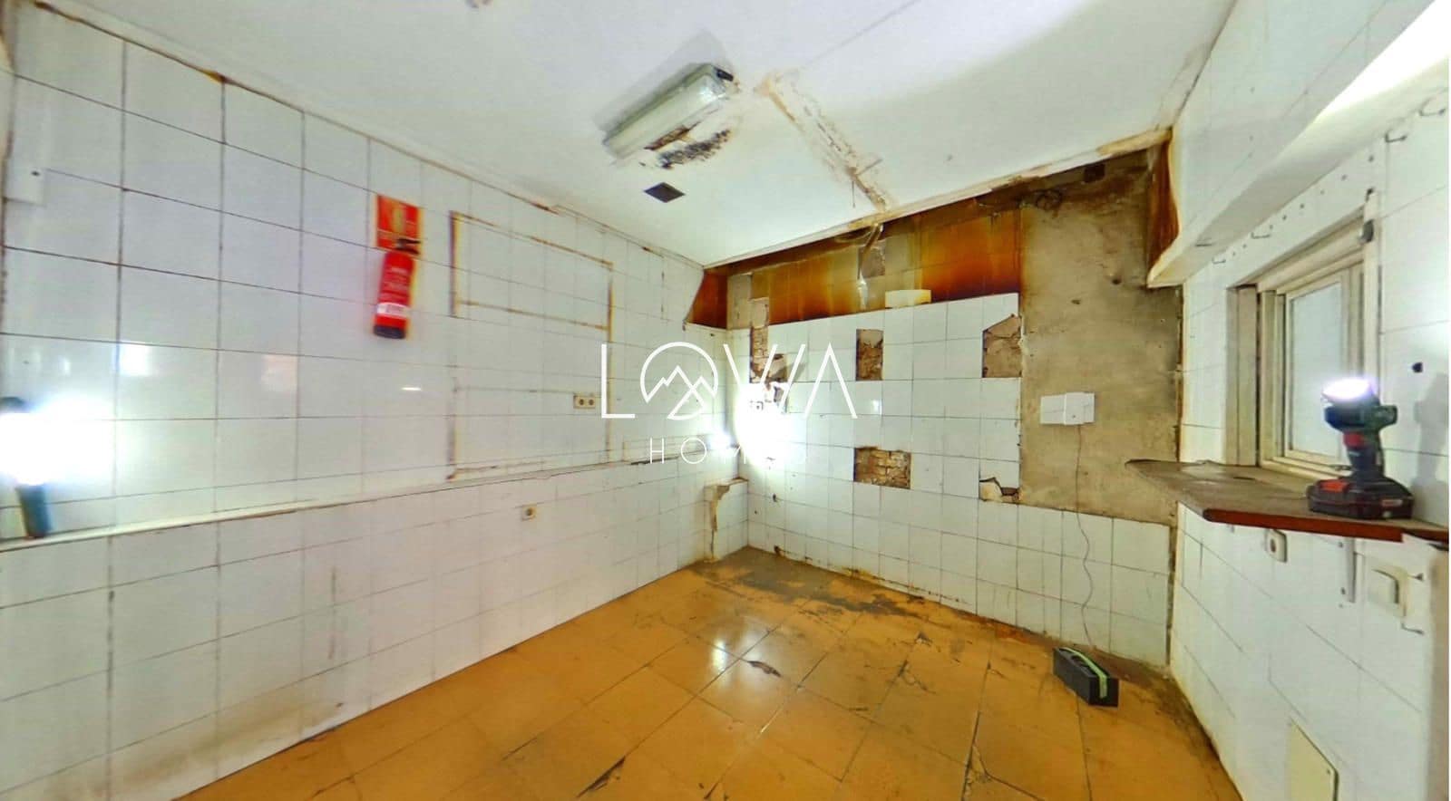 Kommersiell till salu i Madrid stad - 87 000 € (Ref: 9541847)