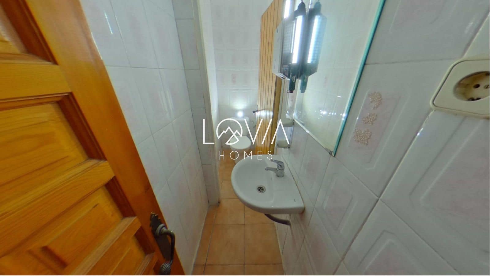 Kommersiell till salu i Madrid stad - 87 000 € (Ref: 9541847)