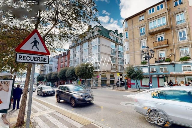 Erhverv til salg i Santander - € 817.200 (Ref: 9541849)