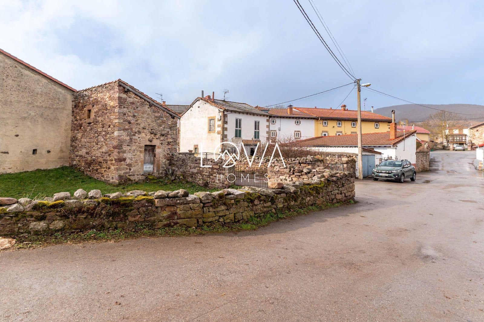 Dom na sprzedaż w Hermandad de Campoo de Suso - 45 000 € (Ref: 9541850)