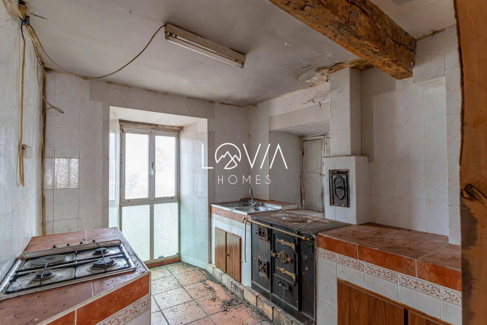 Townhouse for sale in Hermandad de Campoo de Suso - € 45,000 (Ref: 9541850)