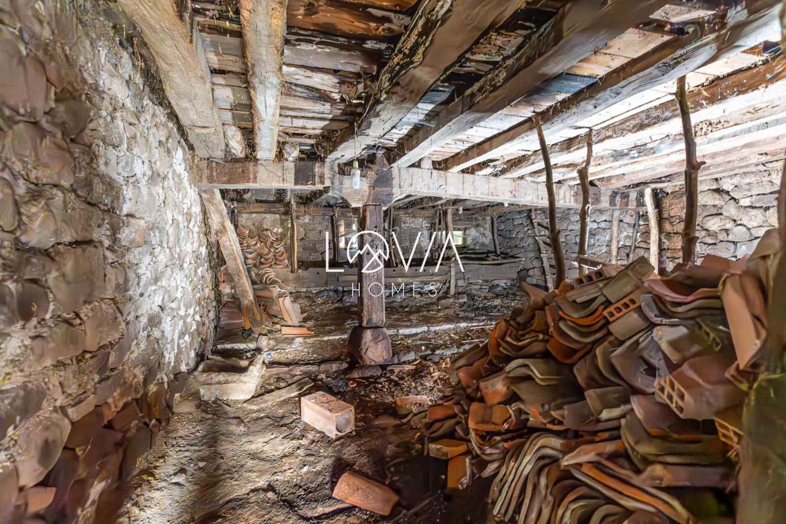 Townhouse for sale in Hermandad de Campoo de Suso - € 45,000 (Ref: 9541850)