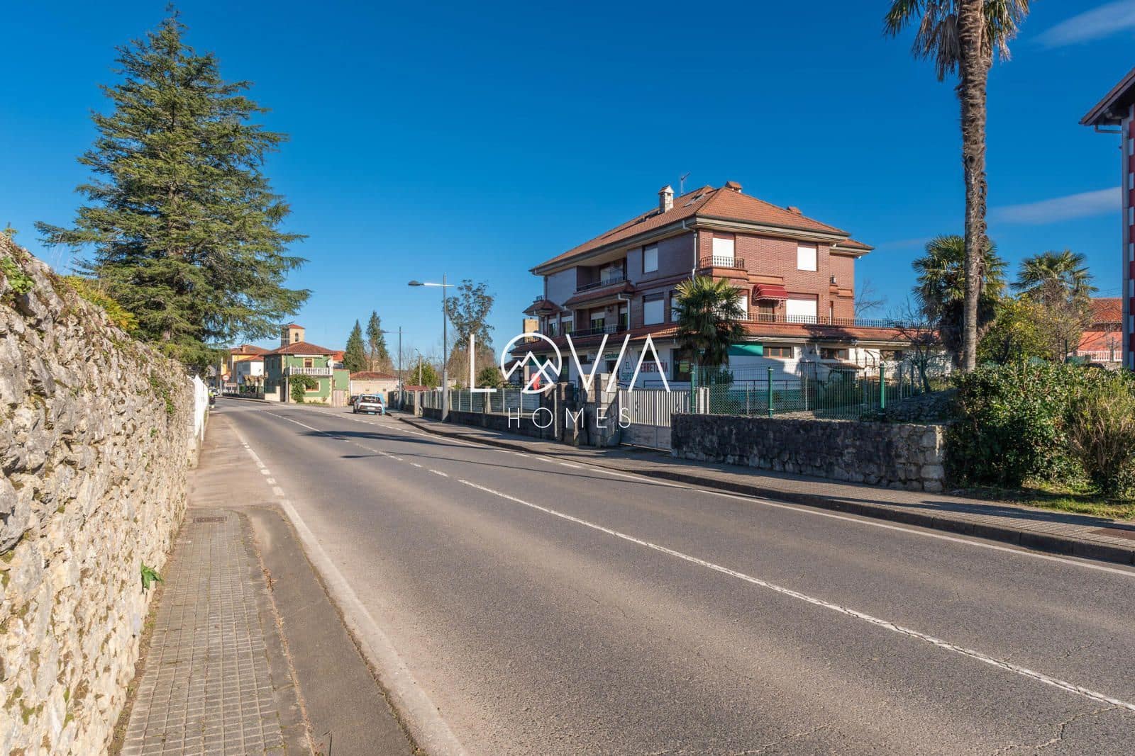 Erhverv til salg i Hazas de Cesto - € 187.000 (Ref: 9541851)