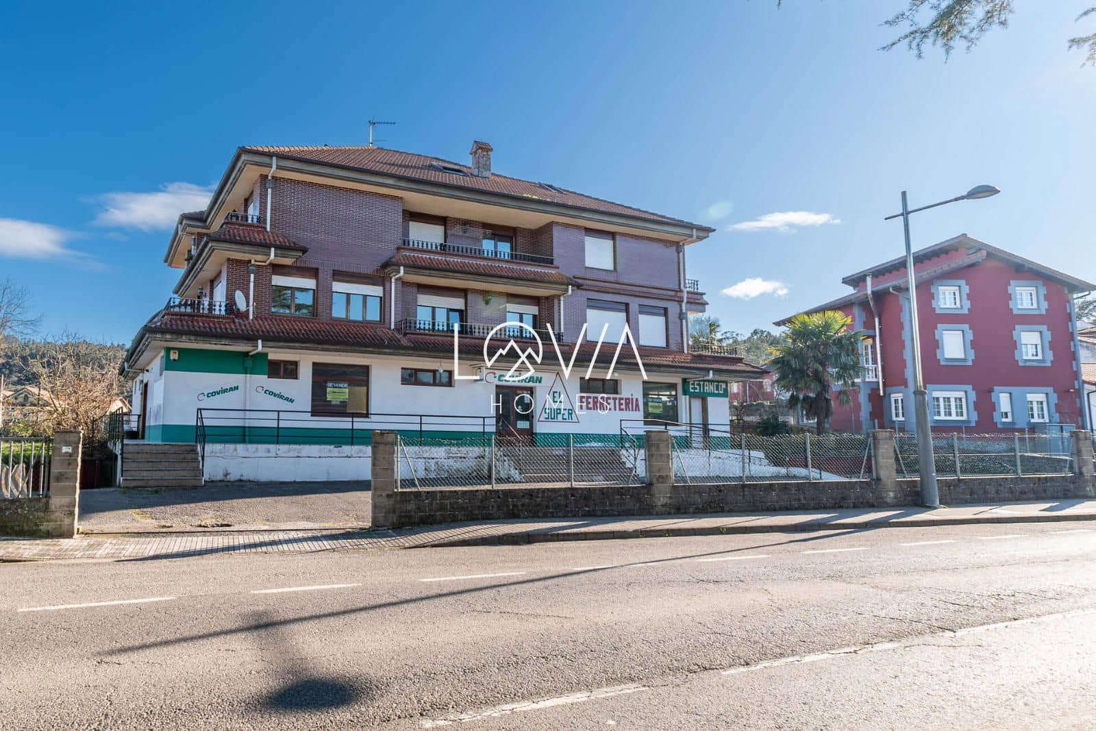 Erhverv til salg i Hazas de Cesto - € 187.000 (Ref: 9541851)