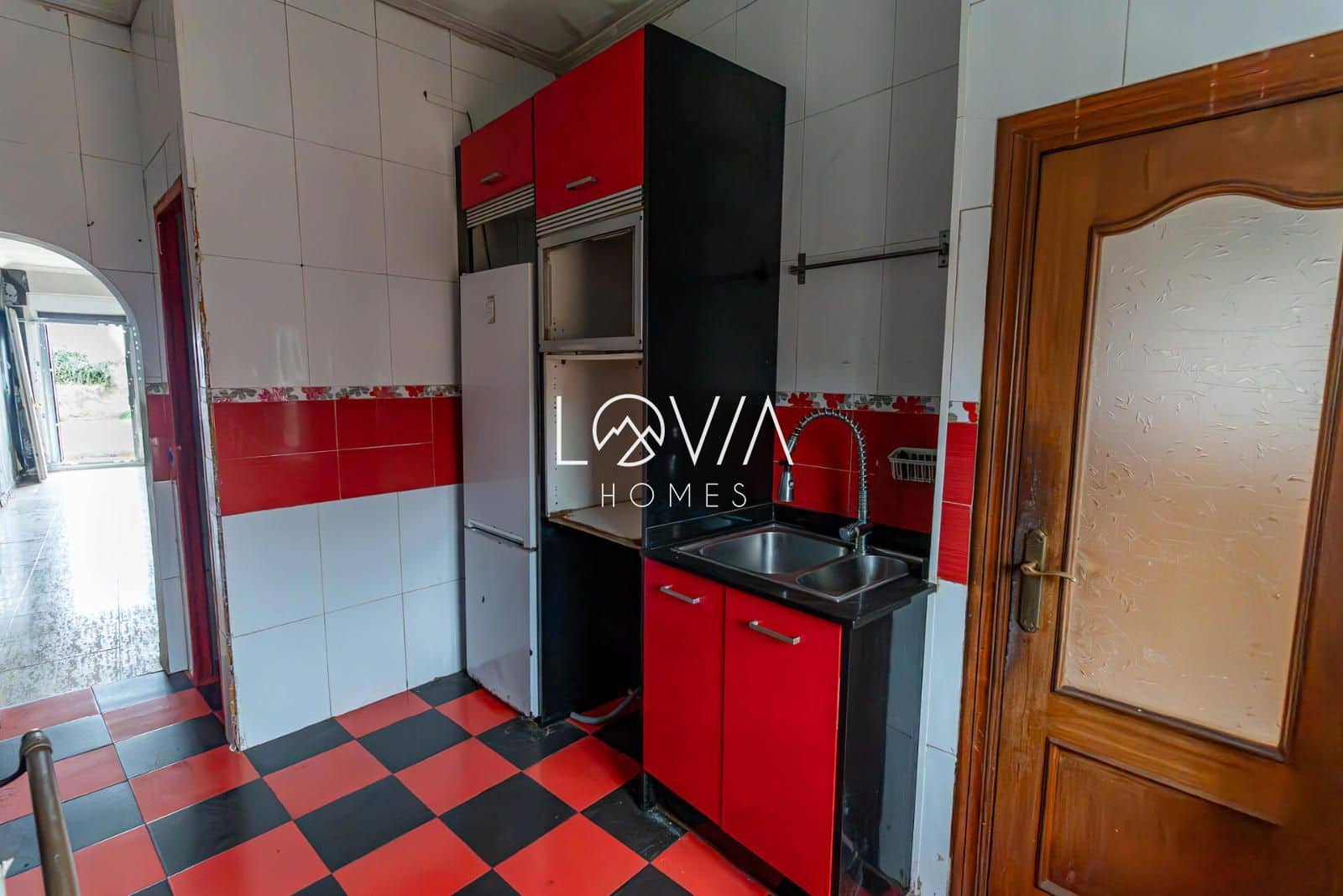 Hus til salgs i Santander - € 145 000 (Ref: 9541853)