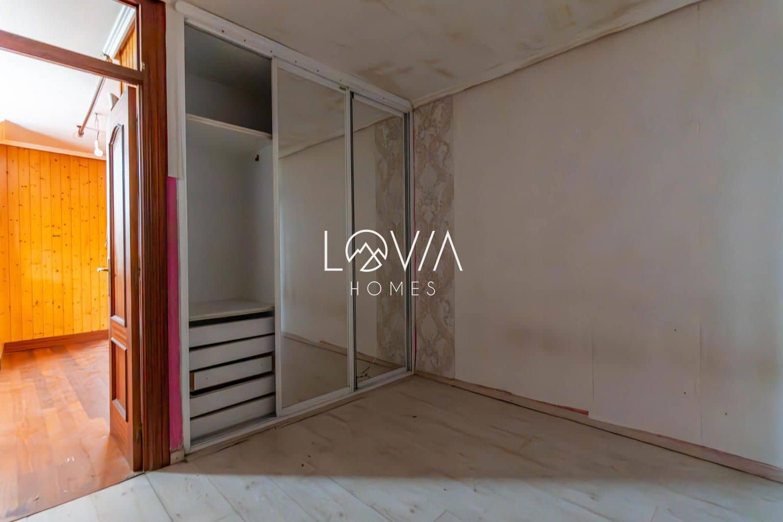 Hus til salgs i Santander - € 145 000 (Ref: 9541853)