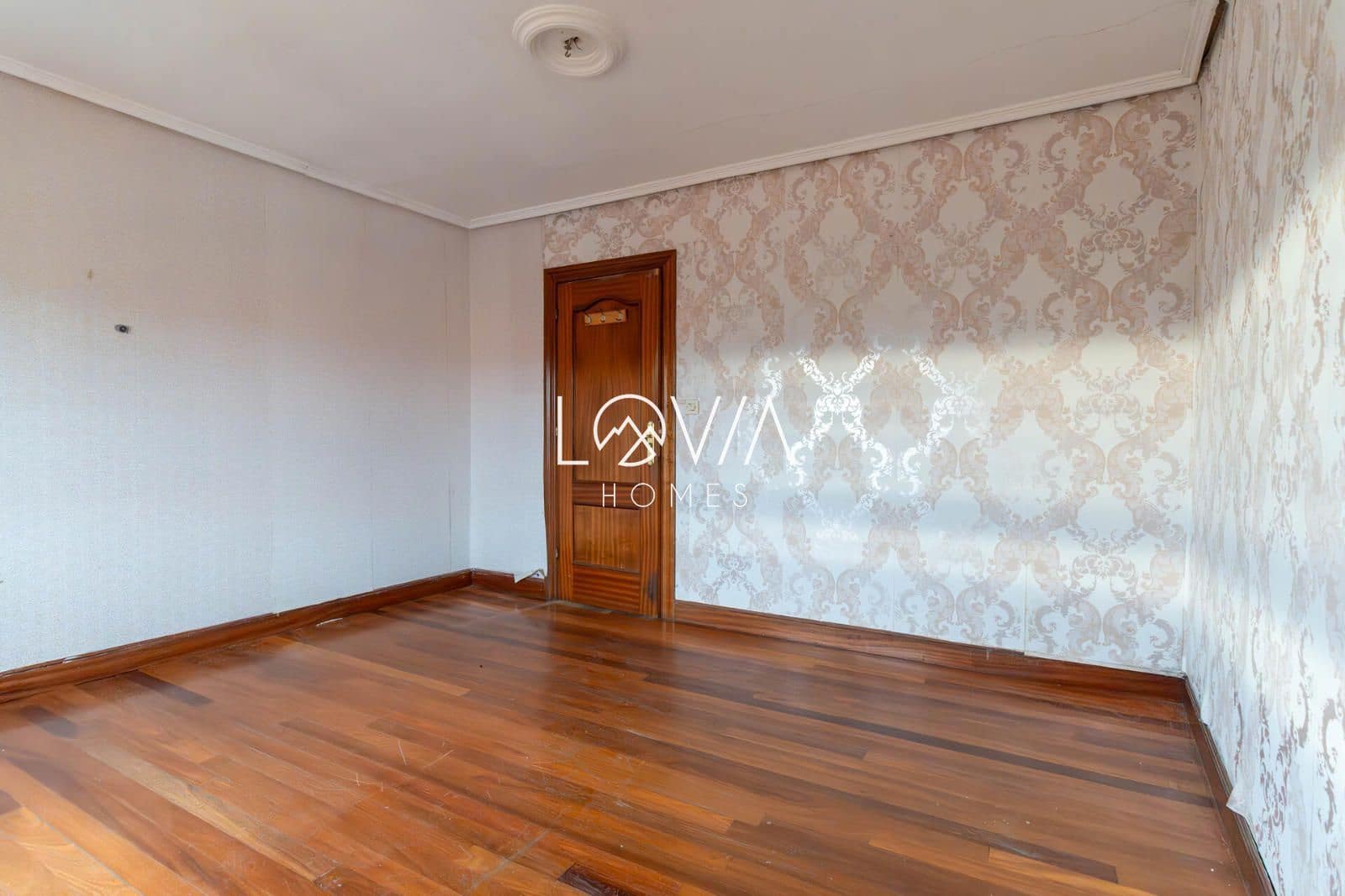 Hus til salgs i Santander - € 145 000 (Ref: 9541853)