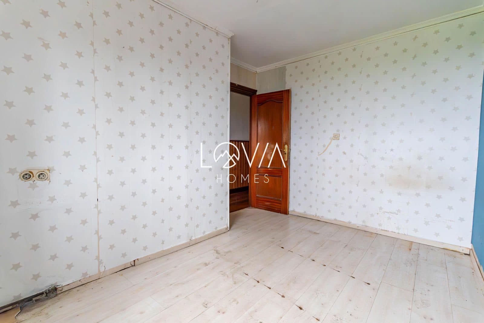 Hus til salgs i Santander - € 145 000 (Ref: 9541853)