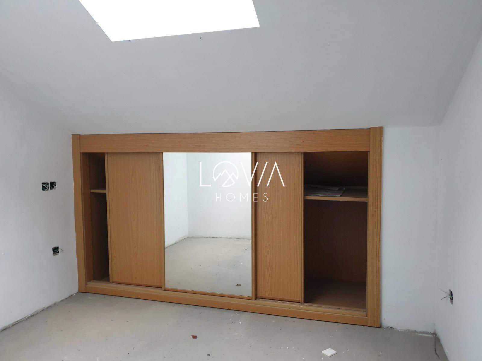 2 soverom Penthouse til salgs i Salas - € 69 900 (Ref: 9541854)