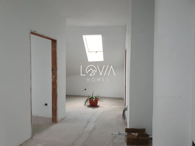 2 soverom Penthouse til salgs i Salas - € 69 900 (Ref: 9541854)