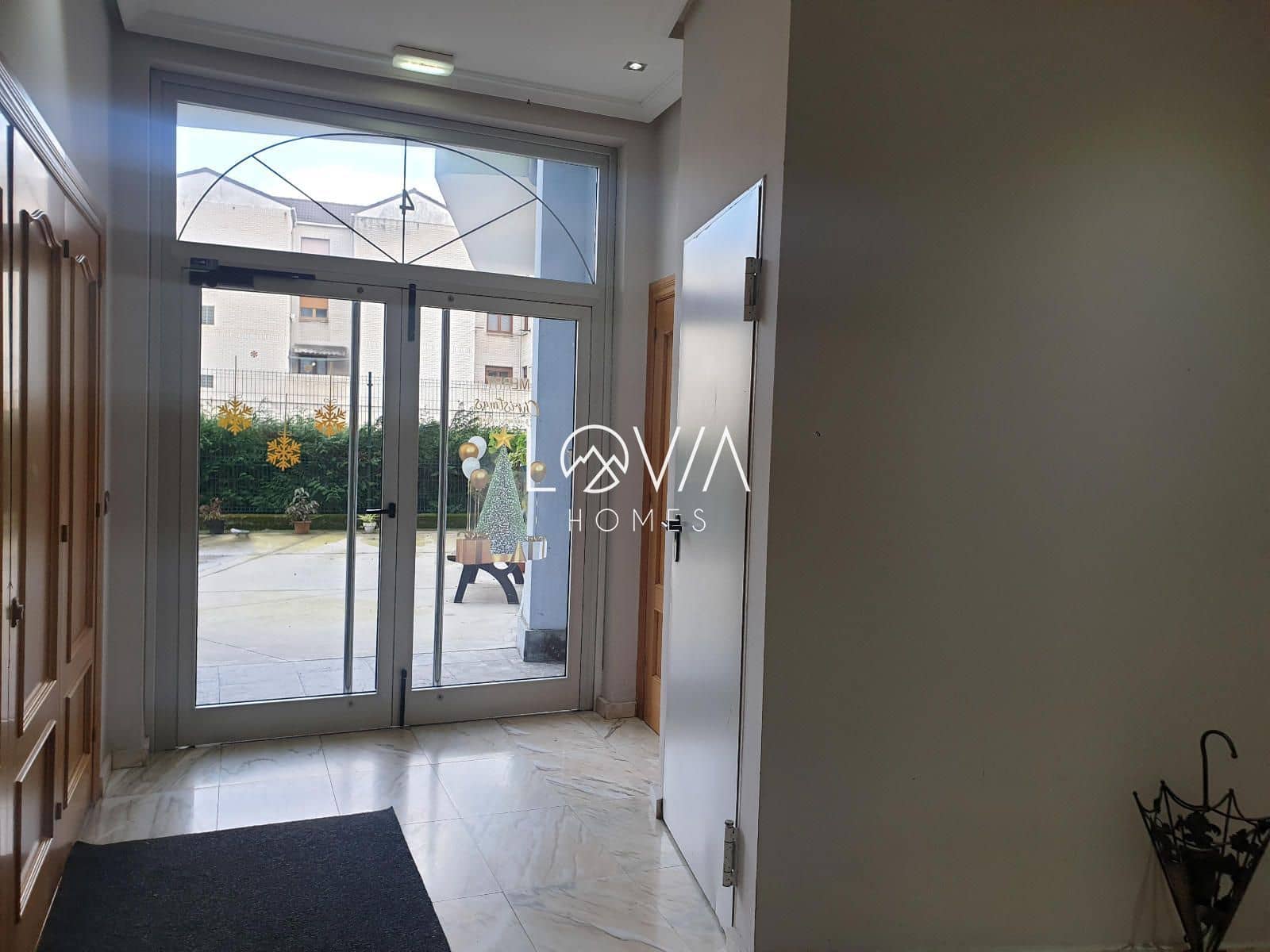 2 soverom Penthouse til salgs i Salas - € 69 900 (Ref: 9541854)