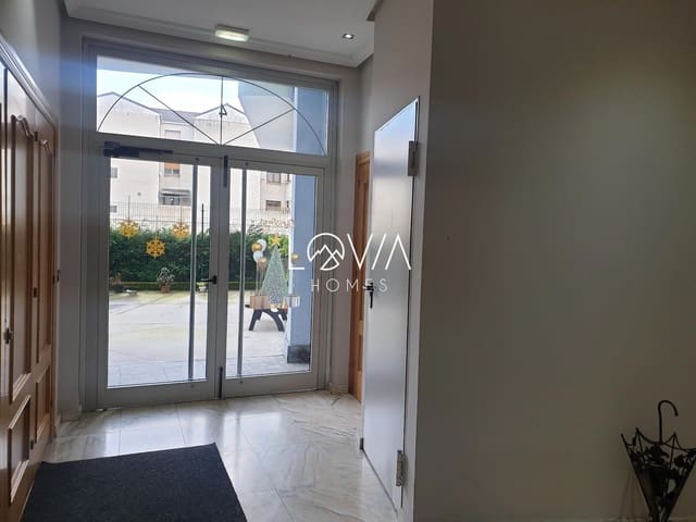 2 soverom Penthouse til salgs i Salas - € 69 900 (Ref: 9541854)