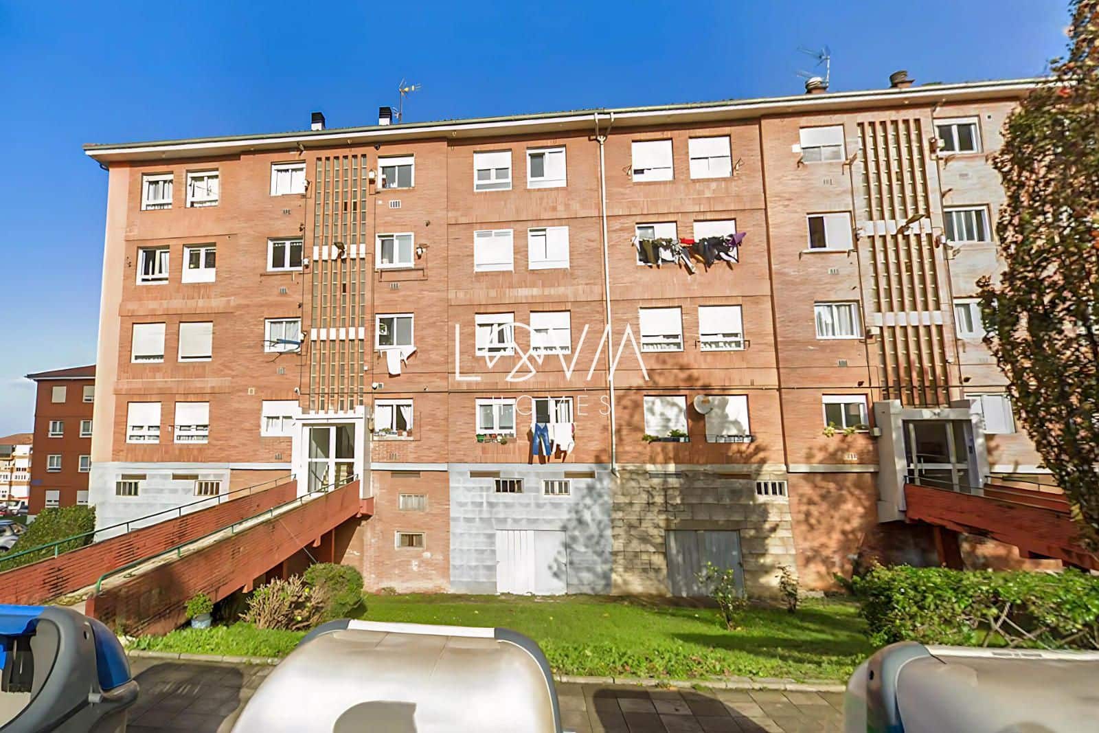 3 bedroom Flat for sale in Santander - € 90,000 (Ref: 9542006)