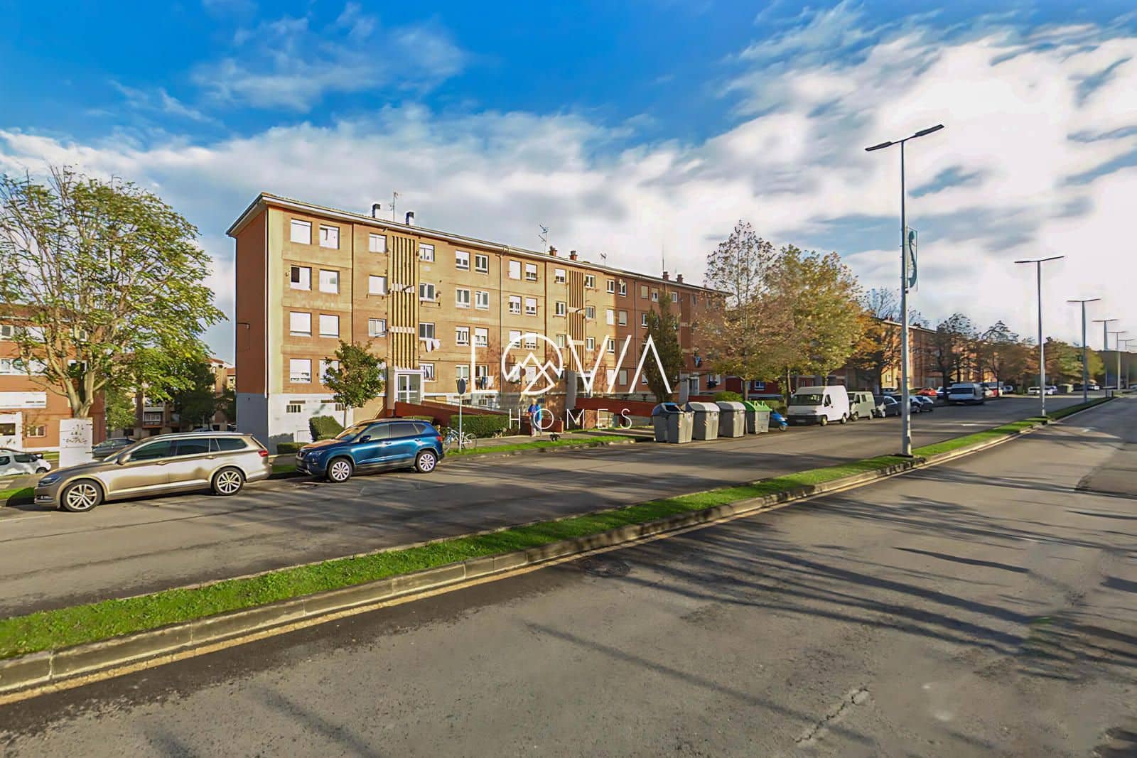 3 bedroom Flat for sale in Santander - € 90,000 (Ref: 9542006)