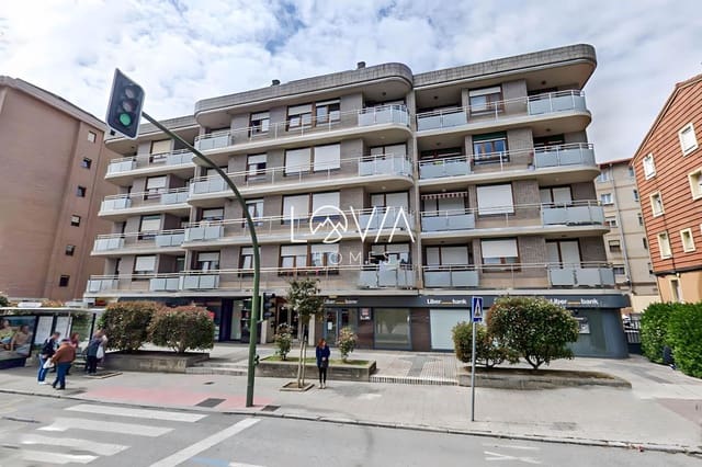 Erhverv til salg i Santander - € 329.300 (Ref: 9552593)