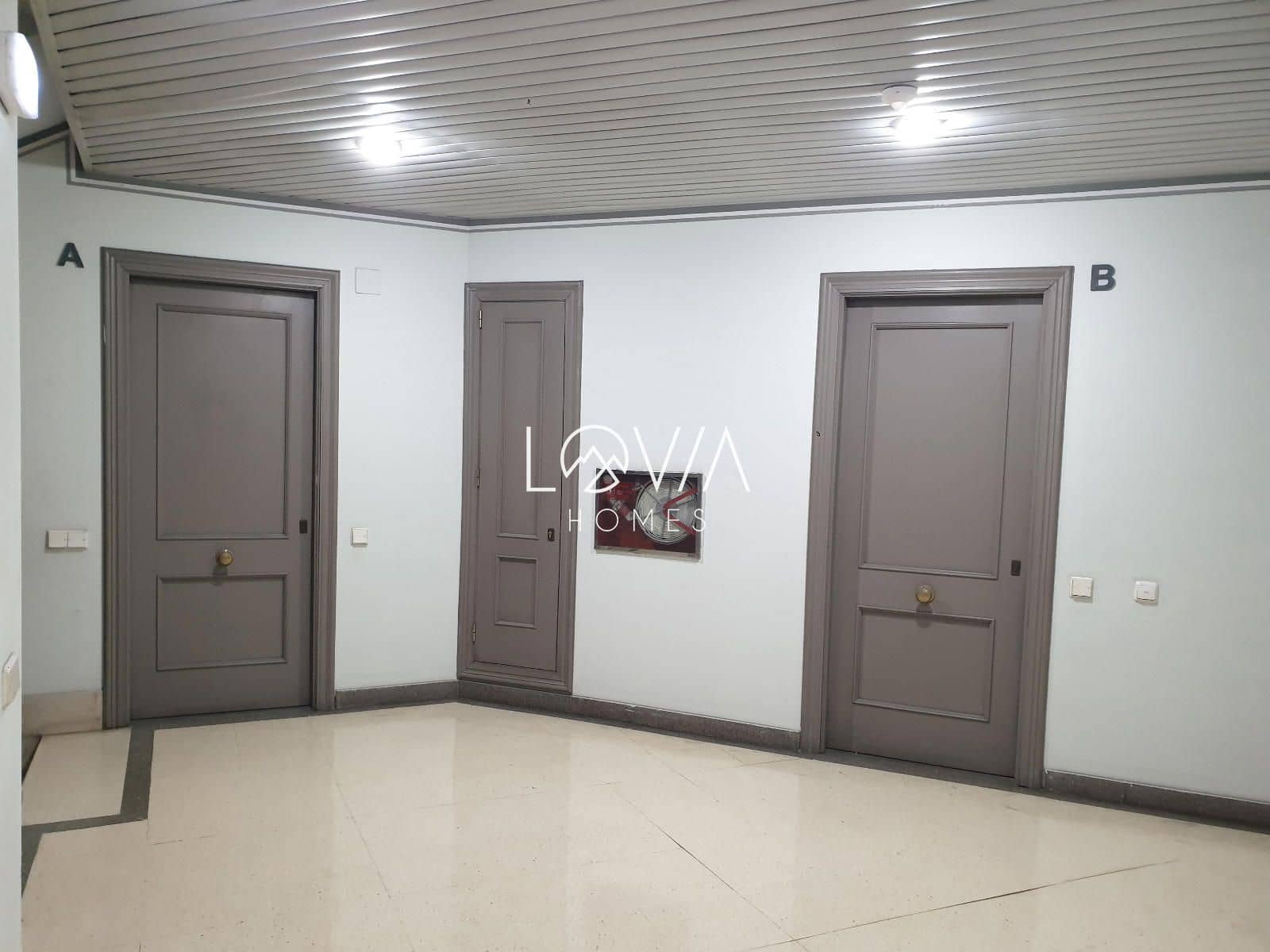 Commercieel te koop in Gijon - € 700.400 (Ref: 9565612)