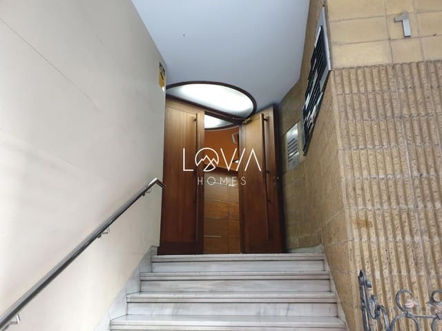 Local Comercial en Gijón en venta - 700.400 € (Ref: 9565612)